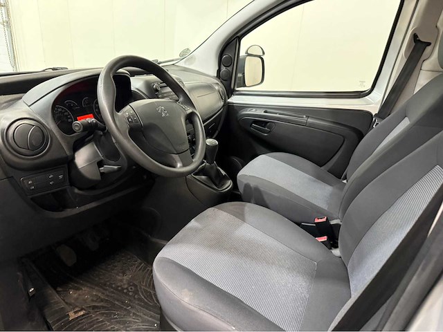 Peugeot - bipper - bedrijfswagen - 2013 - afbeelding 5 van  24