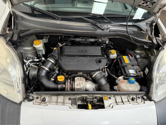 Peugeot - bipper - bedrijfswagen - 2013 - afbeelding 11 van  24