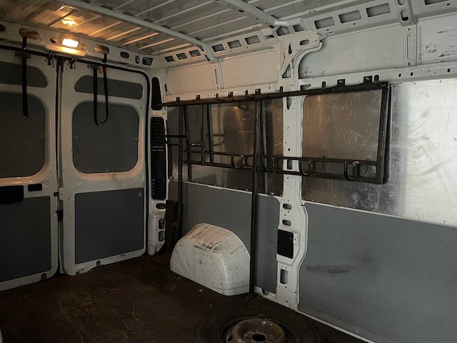 Peugeot - boxer - 330 2.2 hdi l2h2 - bedrijfswagen - 2015 - afbeelding 9 van  28