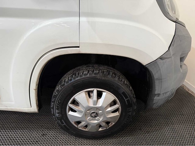 Peugeot - boxer - 330 2.2 hdi l2h2 - bedrijfswagen - 2015 - afbeelding 18 van  28