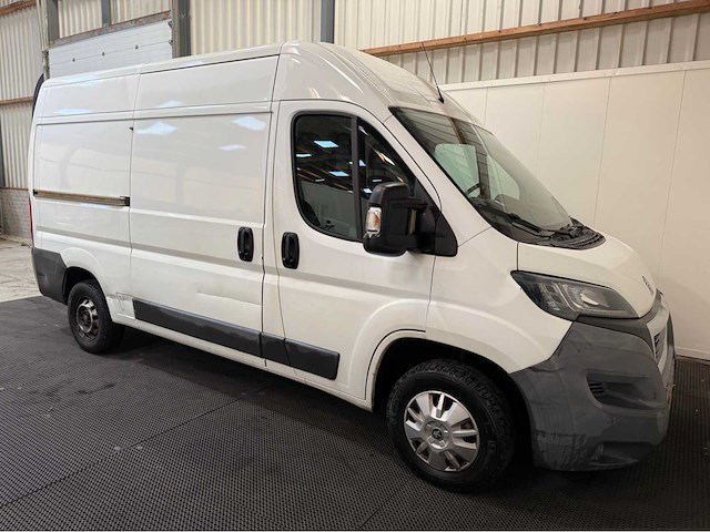 Peugeot - boxer - 330 2.2 hdi l2h2 - bedrijfswagen - 2015 - afbeelding 26 van  28