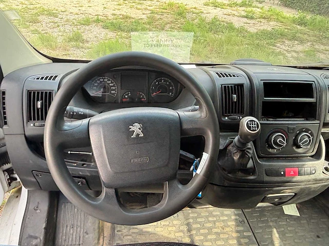 Peugeot - boxer - 335 2.2 hdi l3 xr dc - vvn-16-v - 2015 - afbeelding 2 van  17