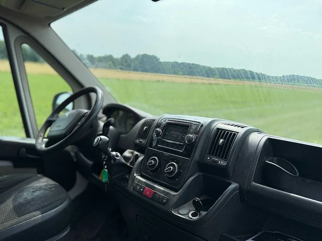 Peugeot - boxer - 335 2.2 hdi l3 xr dc - vx-270-s - afbeelding 2 van  12