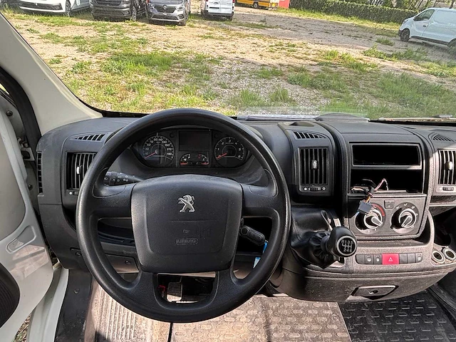 Peugeot - boxer - b-110-xwg - afbeelding 14 van  15