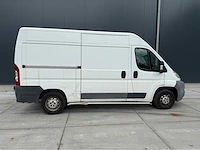 Peugeot - boxer - bedrijfswagen - 2011 - afbeelding 24 van  27