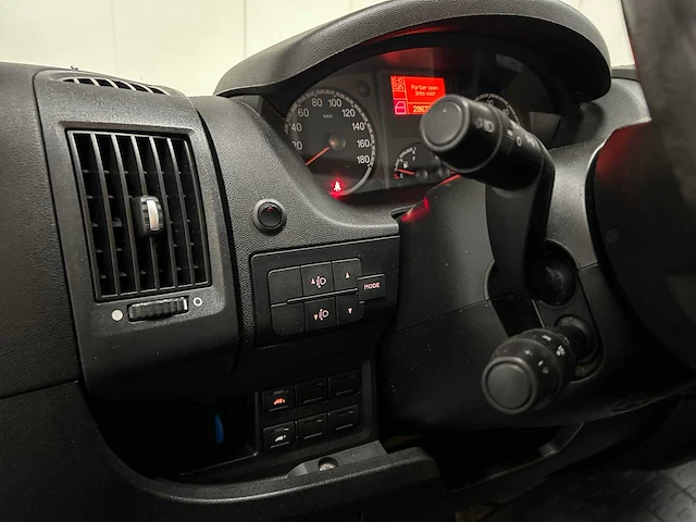 Peugeot - boxer - buscamper - 2013 - afbeelding 2 van  43