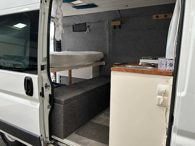Peugeot - boxer - buscamper - 2013 - afbeelding 20 van  43