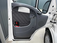 Peugeot - boxer - paardenvrachtwagen b rijbewijs - bedrijfswagen - 2006 - afbeelding 27 van  35