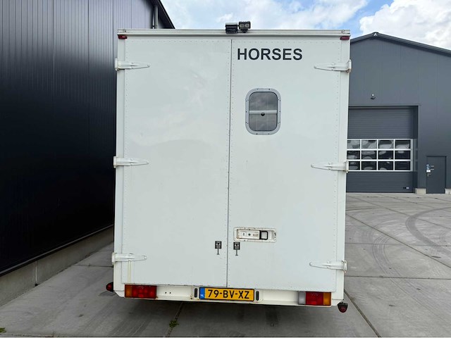 Peugeot - boxer - paardenvrachtwagen b rijbewijs - bedrijfswagen - 2006 - afbeelding 30 van  35