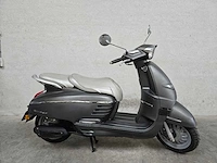 Peugeot - bromscooter - django - 4t 45km uitvoering dpl76k - afbeelding 2 van  7
