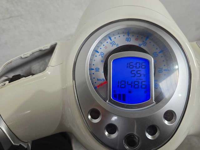 Peugeot - bromscooter - django heritage - 4t 45km uitvoering dds36x - afbeelding 7 van  7