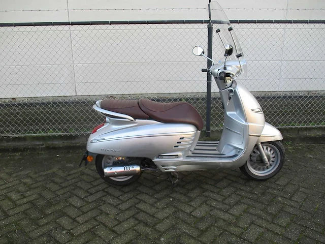Peugeot - bromscooter - django heritage - scooter - afbeelding 8 van  11