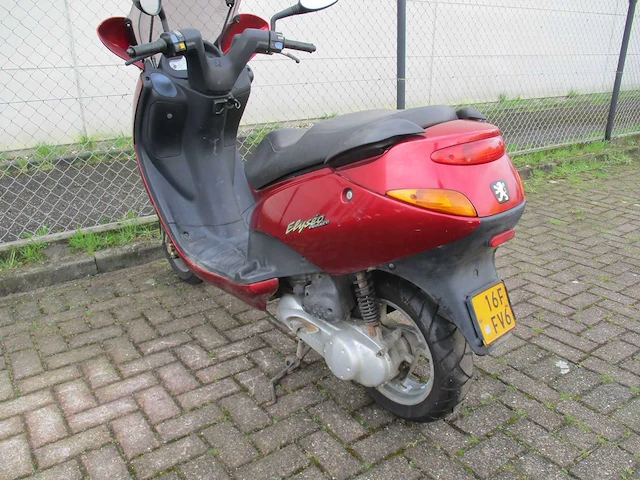 Peugeot - bromscooter - elyseo 2 tact - scooter - afbeelding 2 van  12