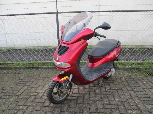 Peugeot - bromscooter - elyseo 2 tact - scooter - afbeelding 5 van  12