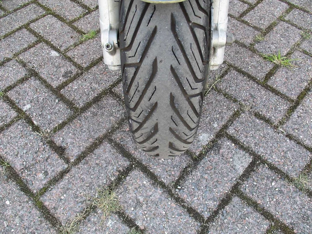 Peugeot - bromscooter - elystar tsdi 2 takt - scooter - afbeelding 6 van  11