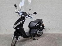 Peugeot - bromscooter - kisbee 4t - 45km - afbeelding 3 van  6