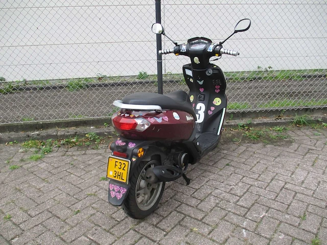 Peugeot - bromscooter - kisbee 4t - scooter - afbeelding 9 van  11