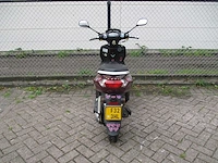 Peugeot - bromscooter - kisbee 4t - scooter - afbeelding 10 van  11