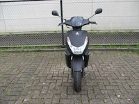 Peugeot - bromscooter - kisbee 4t black edition - scooter - afbeelding 4 van  10