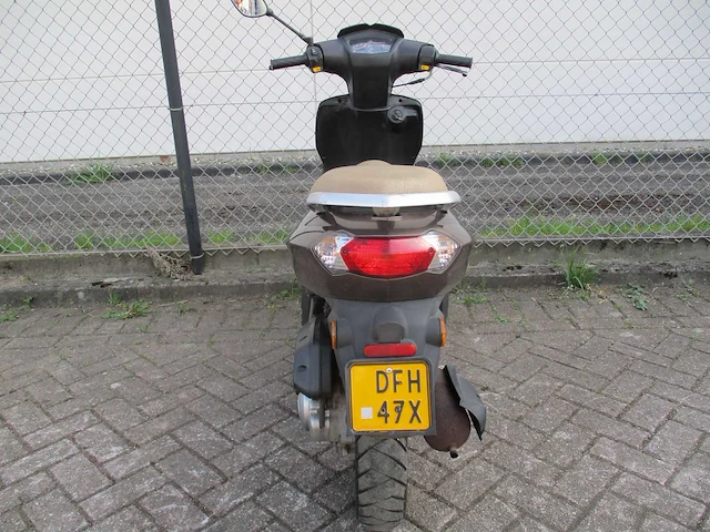 Peugeot - bromscooter - kisbee rs 2t - scooter - afbeelding 10 van  11
