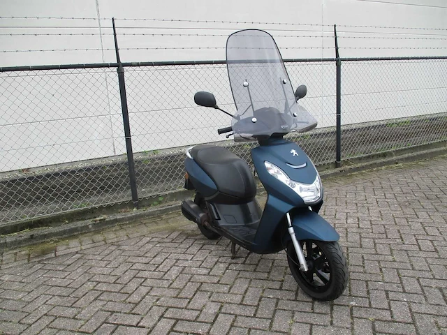 Peugeot - bromscooter - kisbee rs injectie - scooter - afbeelding 7 van  11