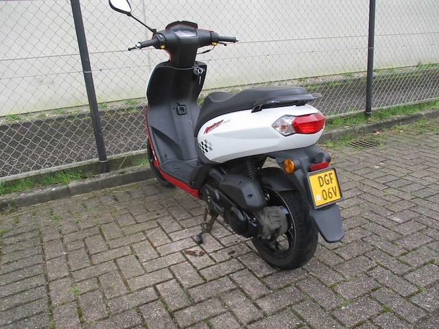 Peugeot - bromscooter - kisbee rs sport line - scooter - afbeelding 2 van  11