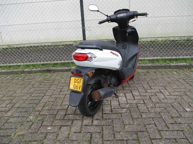 Peugeot - bromscooter - kisbee rs sport line - scooter - afbeelding 9 van  11