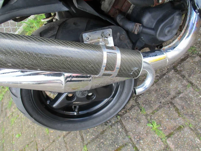 Peugeot - bromscooter - speedfight 2 silver sport l.c. 2 tact - scooter - afbeelding 11 van  13