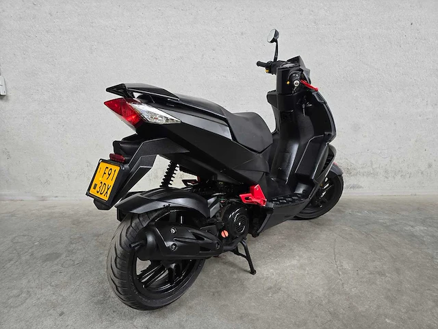 Peugeot - bromscooter - speedfight3 4t - 45km uitvoering f913dx - afbeelding 5 van  7