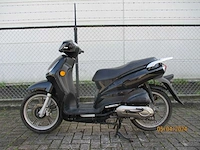 Peugeot - bromscooter - tweet - scooter