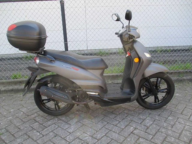Peugeot - bromscooter - tweet rs - scooter - afbeelding 8 van  11