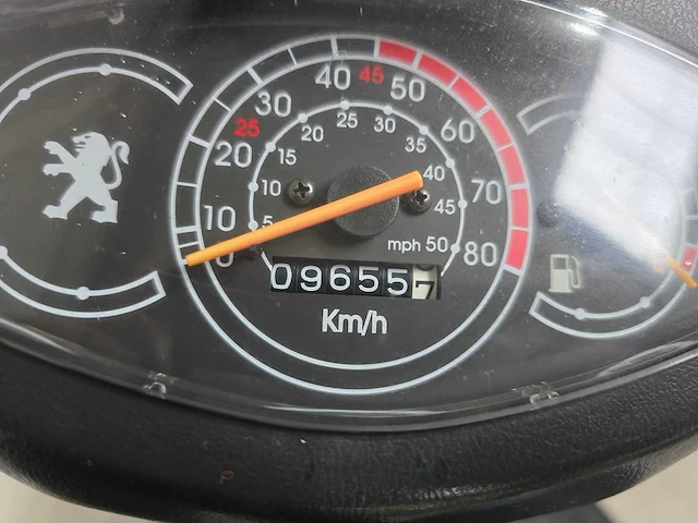 Peugeot - bromscooter - v-clic - 4t 45 km uitvoering d377fn - afbeelding 7 van  7