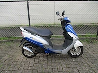 Peugeot - bromscooter - v-clic - scooter - afbeelding 5 van  9