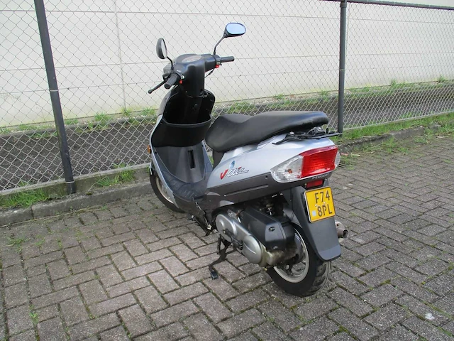 Peugeot - bromscooter - v-clic - scooter - afbeelding 2 van  10