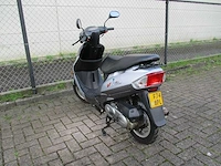 Peugeot - bromscooter - v-clic - scooter - afbeelding 2 van  10