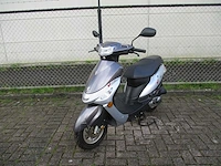 Peugeot - bromscooter - v-clic - scooter - afbeelding 3 van  10