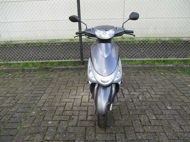 Peugeot - bromscooter - v-clic - scooter - afbeelding 4 van  10