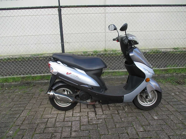 Peugeot - bromscooter - v-clic - scooter - afbeelding 7 van  10