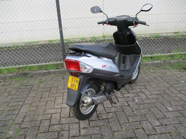 Peugeot - bromscooter - v-clic - scooter - afbeelding 8 van  10