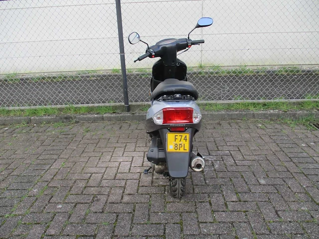 Peugeot - bromscooter - v-clic - scooter - afbeelding 9 van  10
