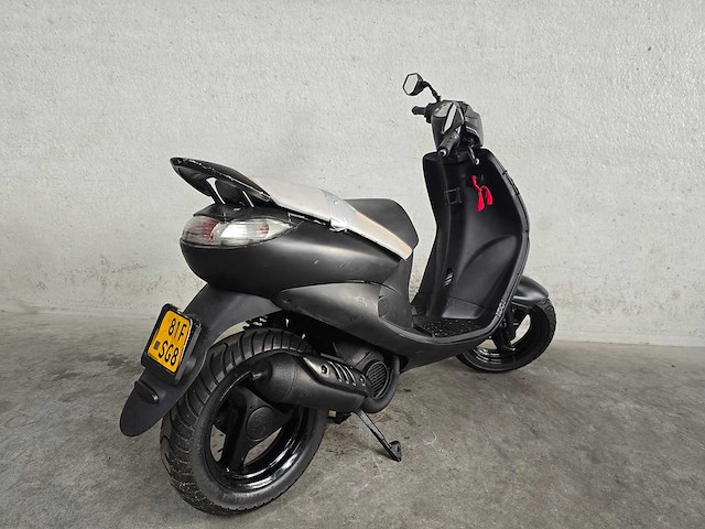 Peugeot - bromscooter - viva city - 45km uitvoering 81fsg8 - afbeelding 5 van  8