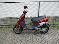 Peugeot - bromscooter - viva city 2 takt - scooter - afbeelding 1 van  11