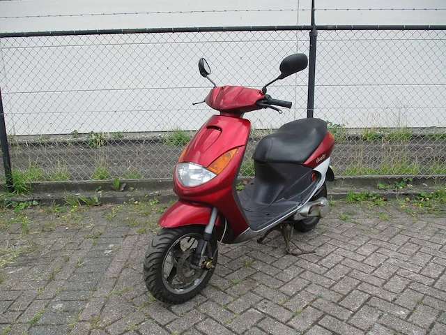 Peugeot - bromscooter - viva city 2 takt - scooter - afbeelding 4 van  11