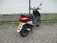 Peugeot - bromscooter - viva city 2 takt - scooter - afbeelding 9 van  11