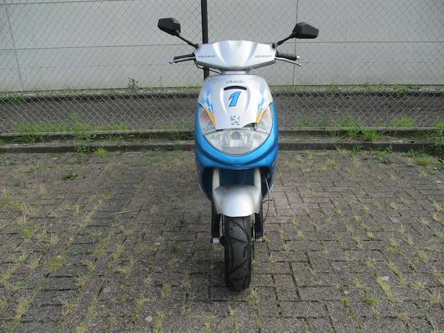 Peugeot - bromscooter - viva city basic - scooter - afbeelding 5 van  11