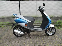 Peugeot - bromscooter - viva city basic - scooter - afbeelding 8 van  11
