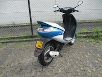 Peugeot - bromscooter - viva city basic - scooter - afbeelding 9 van  11