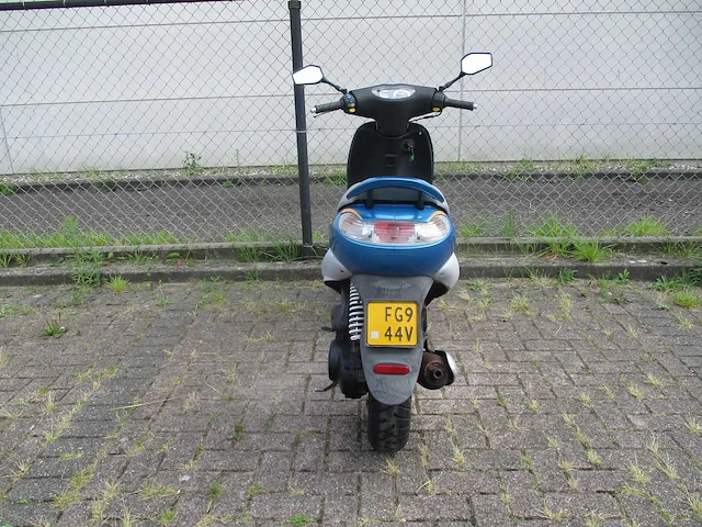 Peugeot - bromscooter - viva city basic - scooter - afbeelding 10 van  11