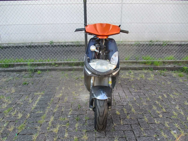 Peugeot - bromscooter - viva city sport line 2 takt - scooter - afbeelding 3 van  11