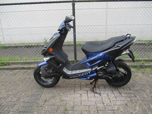 Peugeot - bromscooter 2 takt - speedfight2 a.c. - scooter - afbeelding 1 van  11